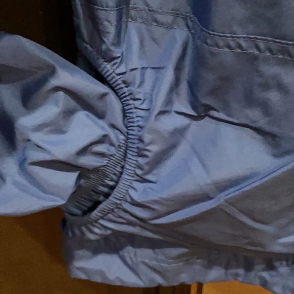 Oakley golf jacket 🏌🏼‍♀️ - Picture 4 of 5